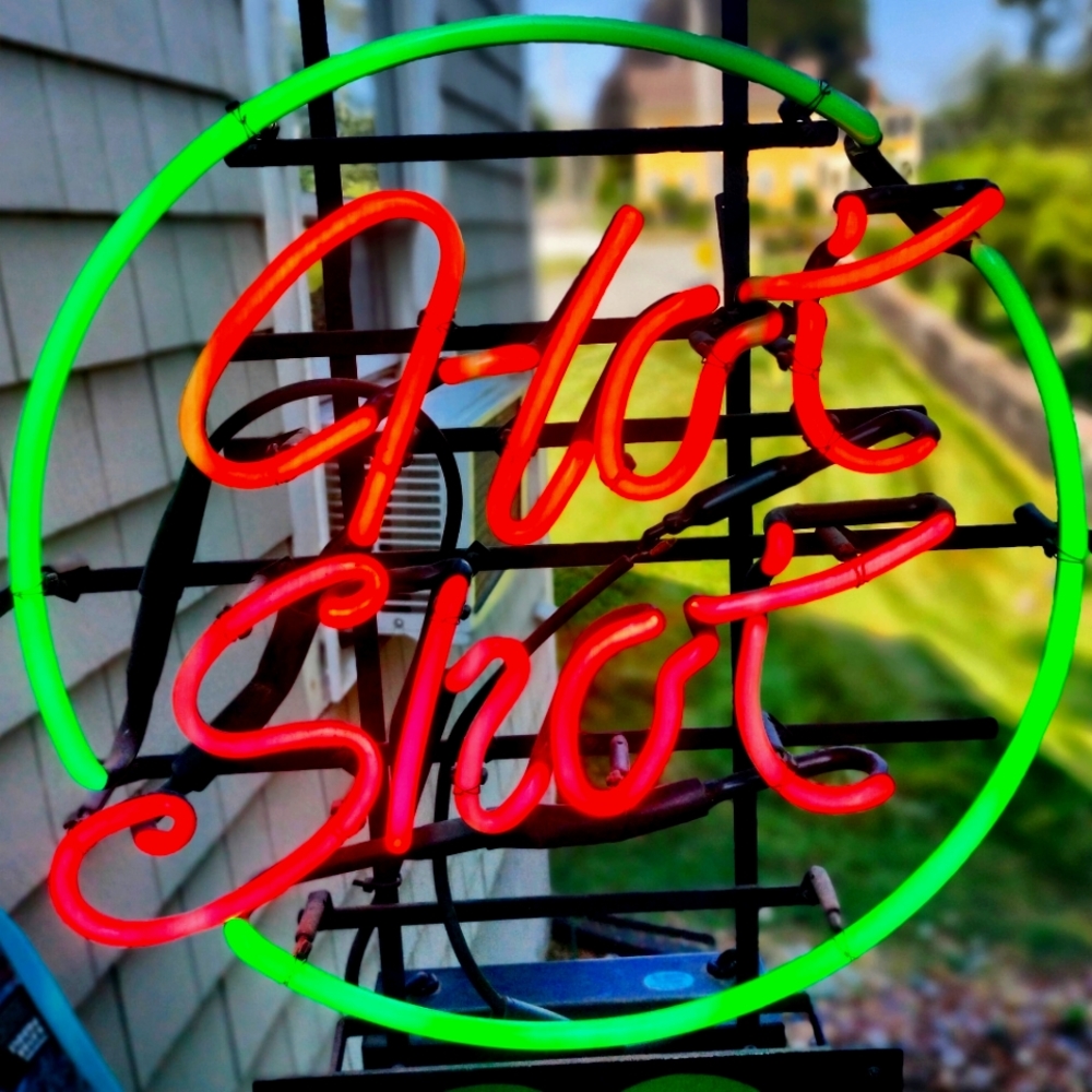 NEON SIGN